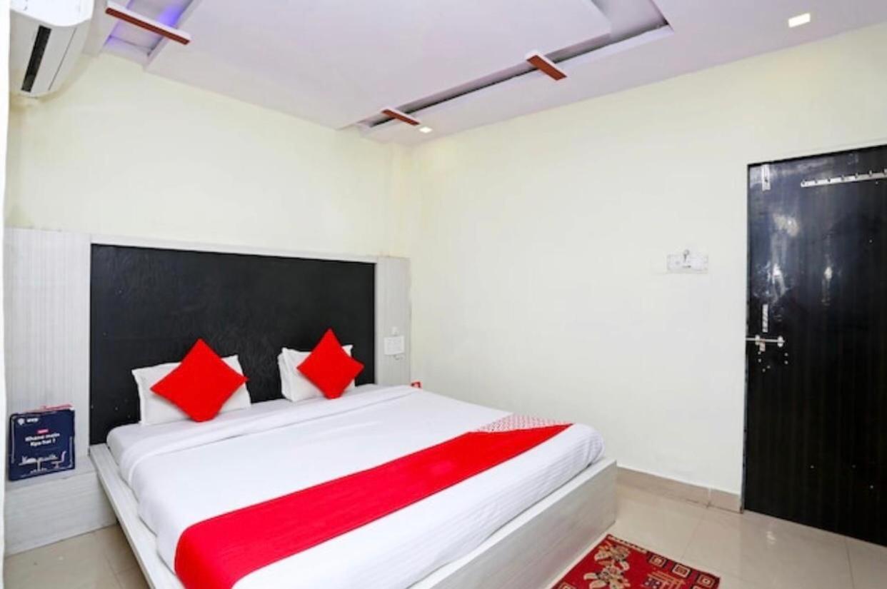 Hotel Payal & Restaurent Пачмарай Экстерьер фото