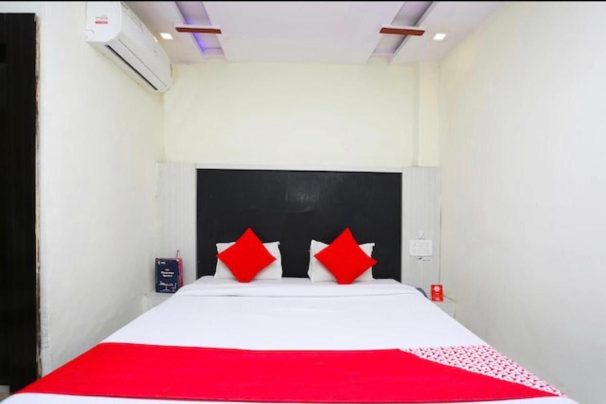 Hotel Payal & Restaurent Пачмарай Экстерьер фото
